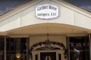 Gardner House Antiques at 525 Main St, Shelbyville, KY 40065