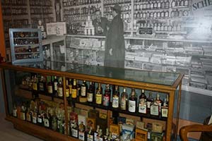 Oscar Getz Museum of Whiskey History at 114 N 5th St, Bardstown, KY 40004